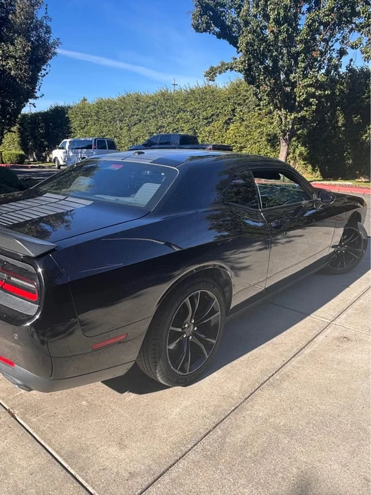 2016 Dodge Challenger 3rd Gen - Image 2 of 7