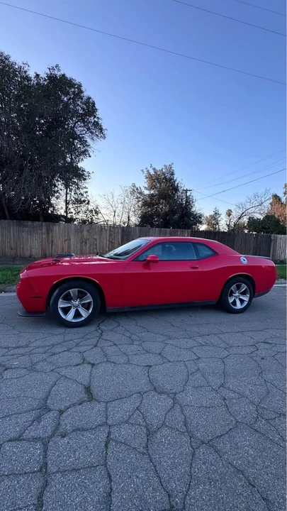 2016 Dodge Challenger 3rd Gen - Image 2 of 11