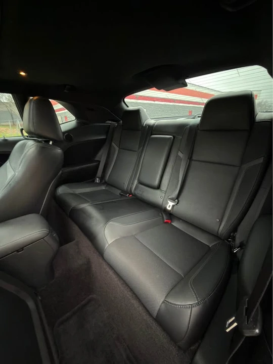 2016 Dodge Challenger 3rd Gen - Image 10 of 14