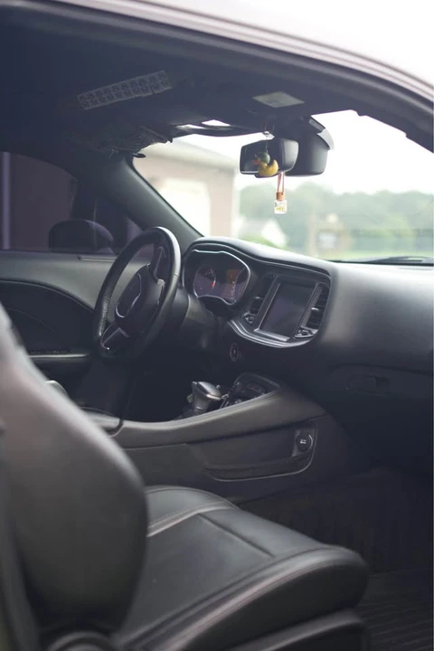 2016 Dodge Challenger 3rd Gen - Image 2 of 8