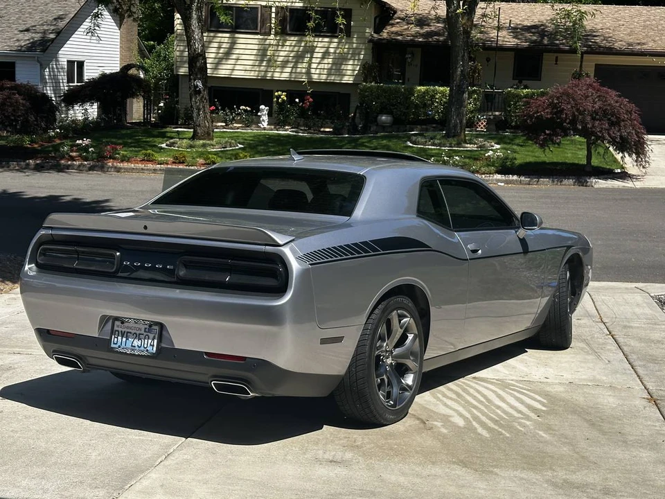 2016 Dodge Challenger 3rd Gen - Image 12 of 21
