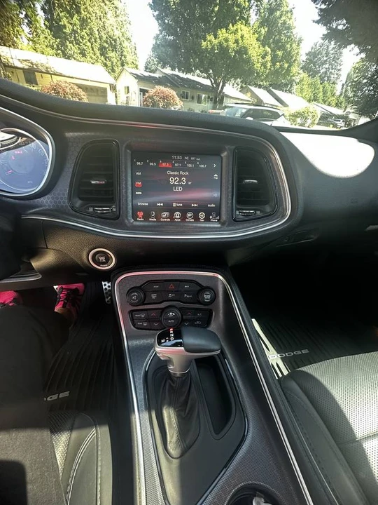 2016 Dodge Challenger 3rd Gen - Image 16 of 21