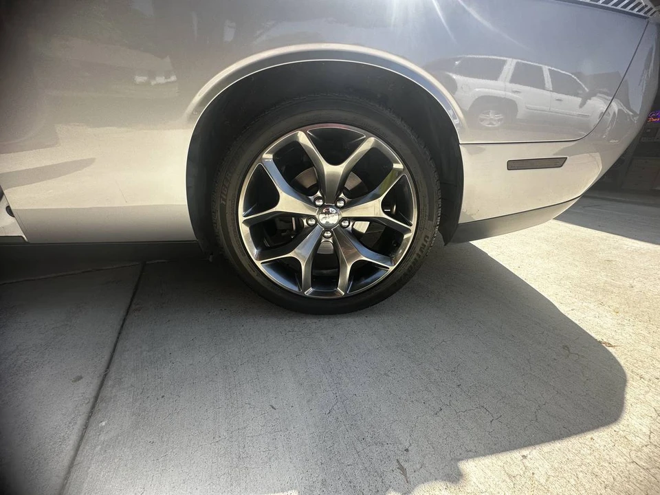 2016 Dodge Challenger 3rd Gen - Image 19 of 21