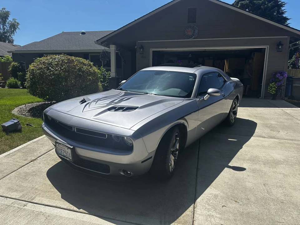 2016 Dodge Challenger 3rd Gen - Image 5 of 21