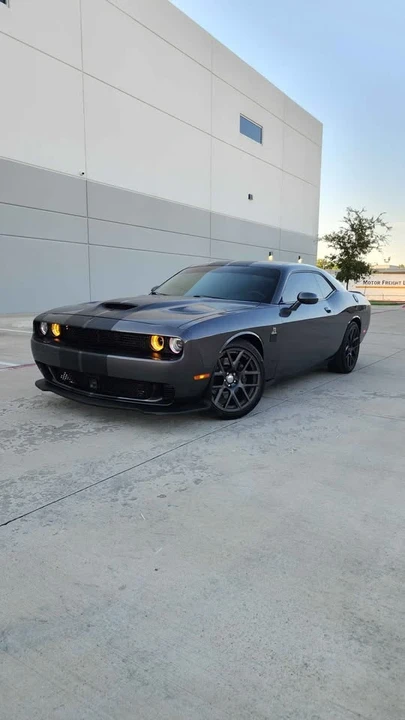 2016 Dodge Challenger SRT8 & 392 3rd Gen - Image 4 of 18