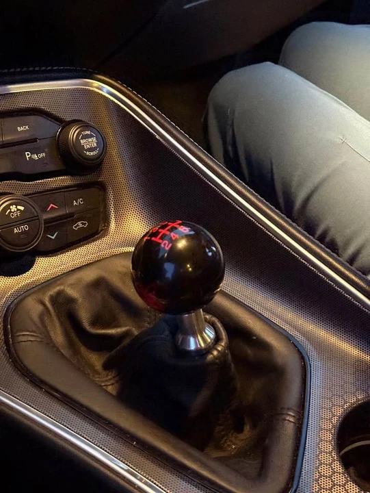 2016 Dodge Challenger SRT8 & 392 3rd Gen - Image 7 of 8