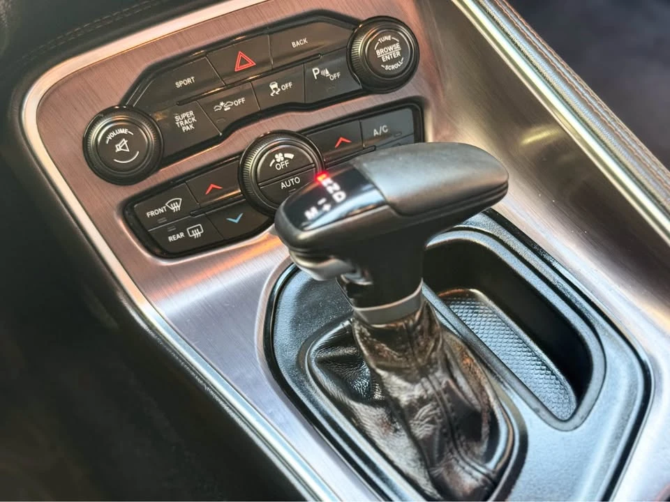 2016 Dodge Challenger SRT8 & 392 3rd Gen - Image 14 of 19