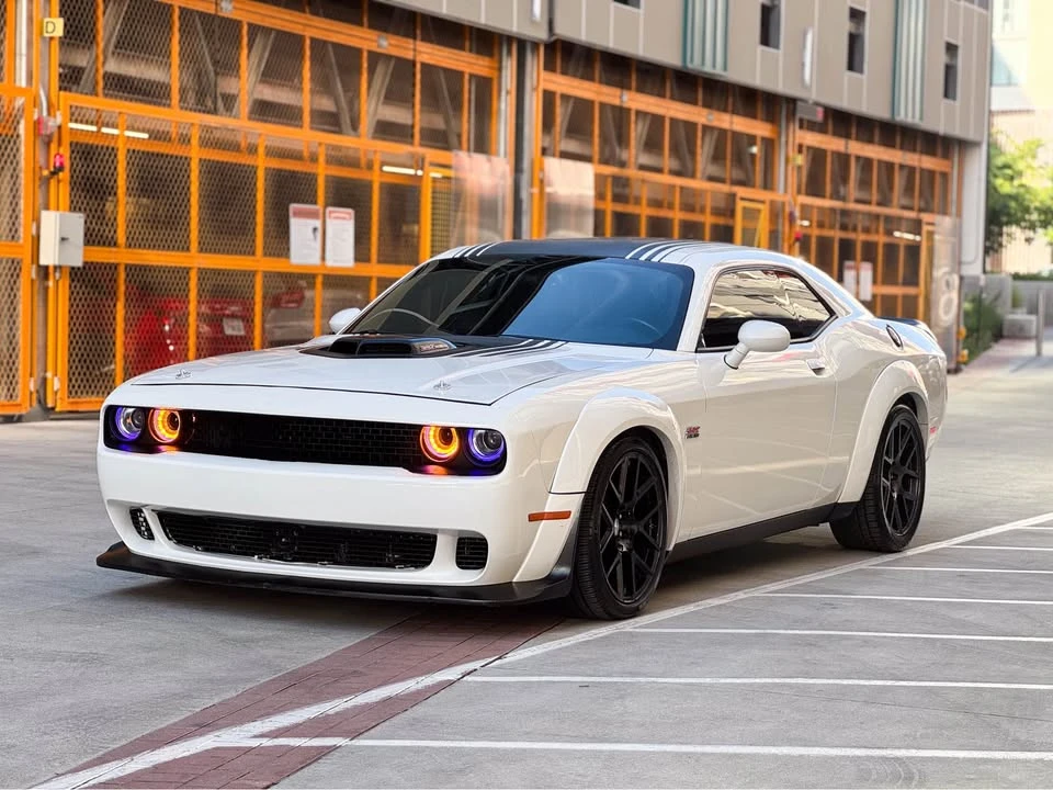 2016 Dodge Challenger SRT8 & 392 3rd Gen - Image 4 of 19