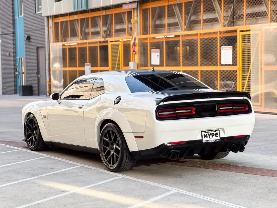 2016 Dodge Challenger SRT8 & 392 3rd Gen - Image 5 of 19