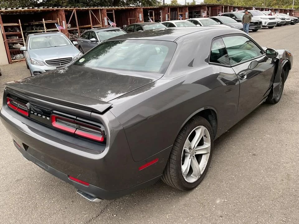 2016 Dodge Challenger 3rd Gen - Image 4 of 15