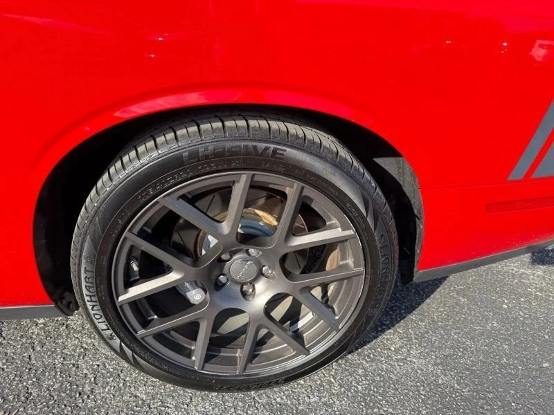 2016 Dodge Challenger SRT8 & 392 3rd Gen - Image 5 of 18