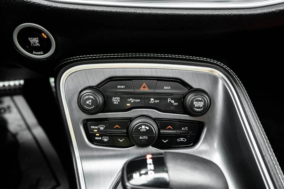 2016 Dodge Challenger SRT8 & 392 3rd Gen - Image 11 of 15