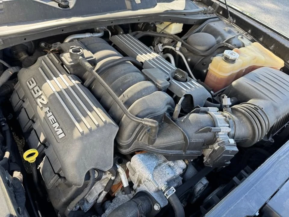 2016 Dodge Challenger SRT8 & 392 3rd Gen - Image 16 of 19
