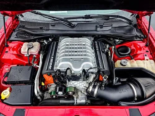 2016 Dodge Challenger SRT Hellcat 3rd Gen - Image 8 of 8