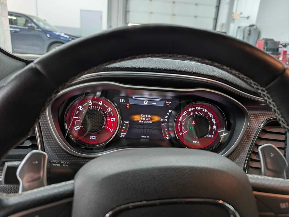2016 Dodge Challenger SRT Hellcat 3rd Gen - Image 10 of 11