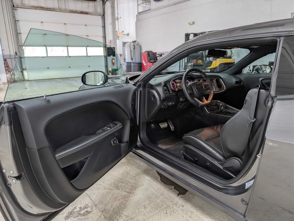 2016 Dodge Challenger SRT Hellcat 3rd Gen - Image 7 of 11