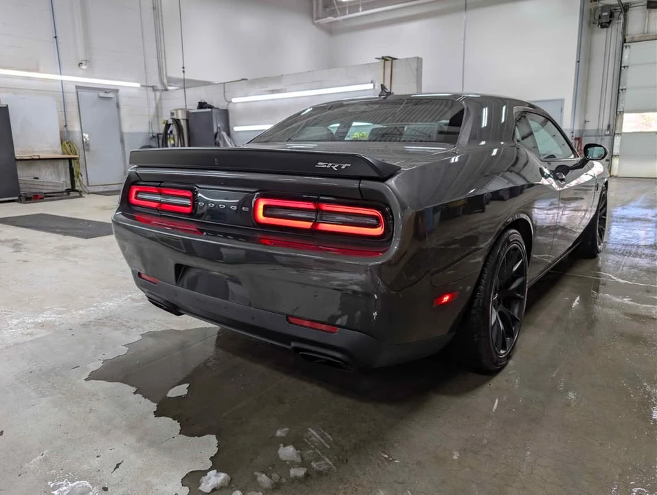 2016 Dodge Challenger SRT Hellcat 3rd Gen - Image 4 of 11