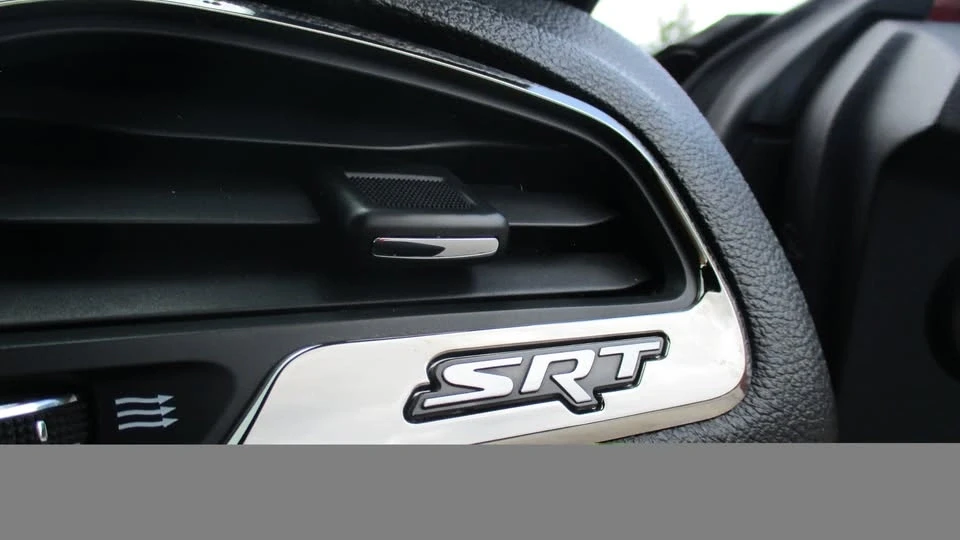 2016 Dodge Challenger SRT Hellcat 3rd Gen - Image 17 of 19