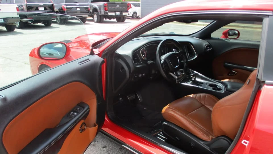 2016 Dodge Challenger SRT Hellcat 3rd Gen - Image 7 of 20