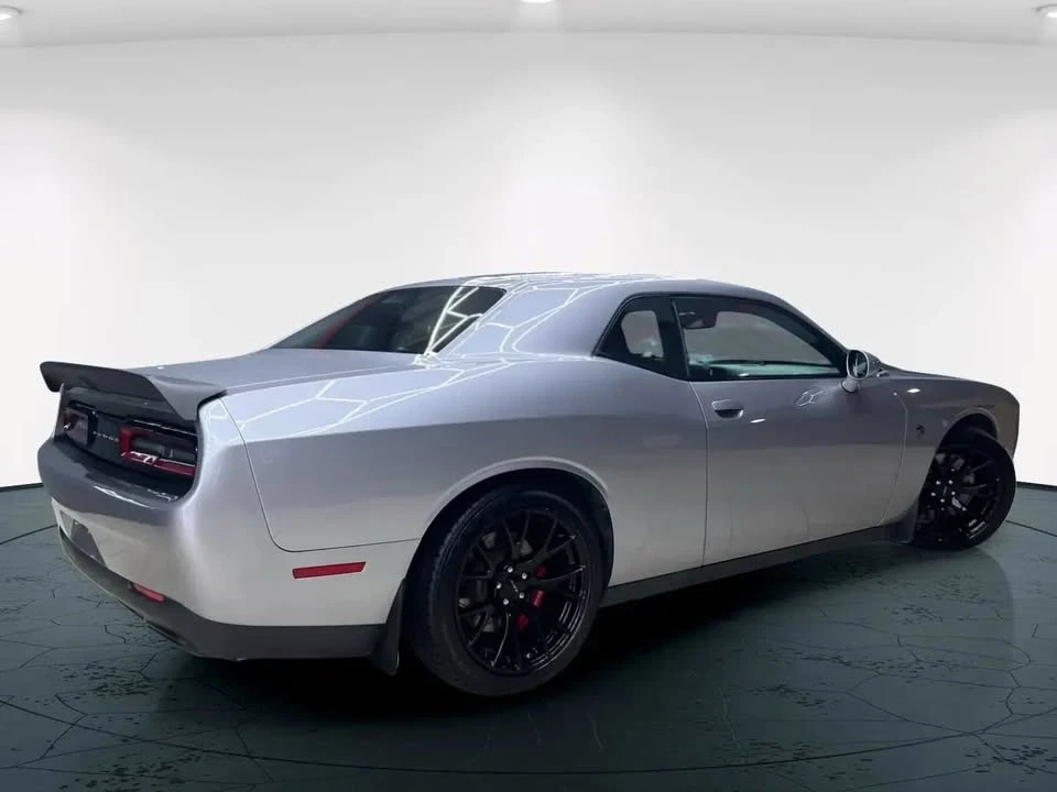 2016 Dodge Challenger SRT Hellcat 3rd Gen - Image 4 of 20