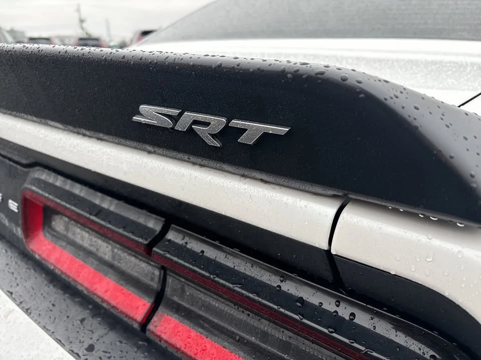 2016 Dodge Challenger SRT Hellcat 3rd Gen - Image 5 of 11