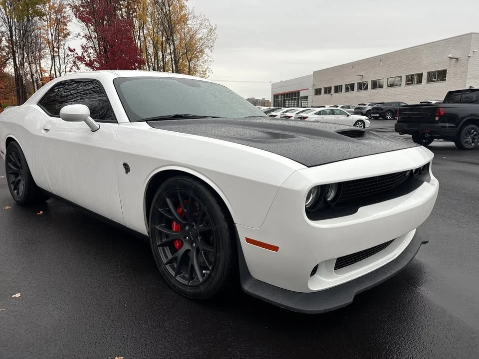 2016 Dodge Challenger SRT Hellcat 3rd Gen - Image 7 of 11