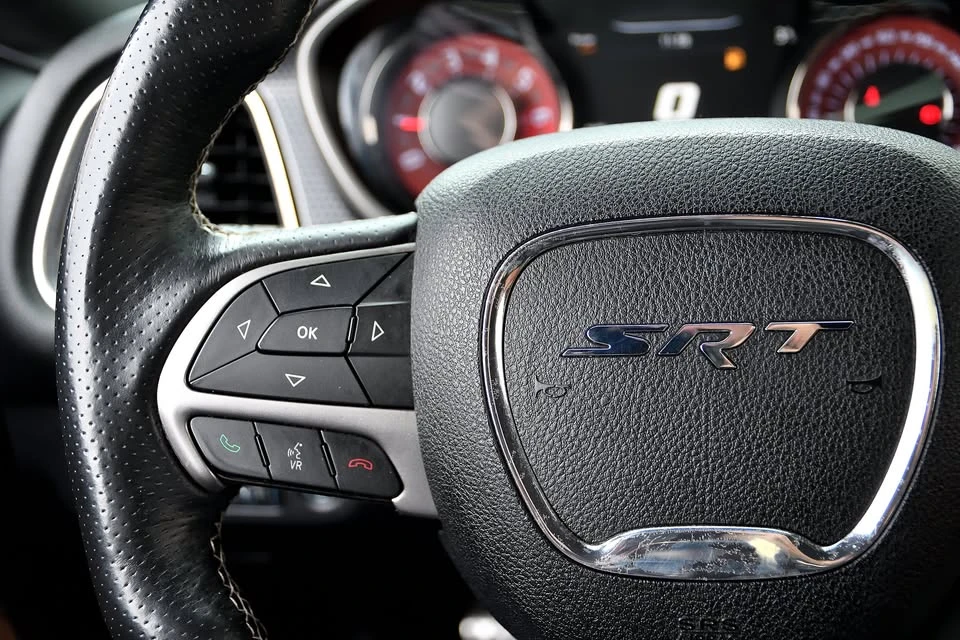 2016 Dodge Challenger SRT Hellcat 3rd Gen - Image 15 of 20