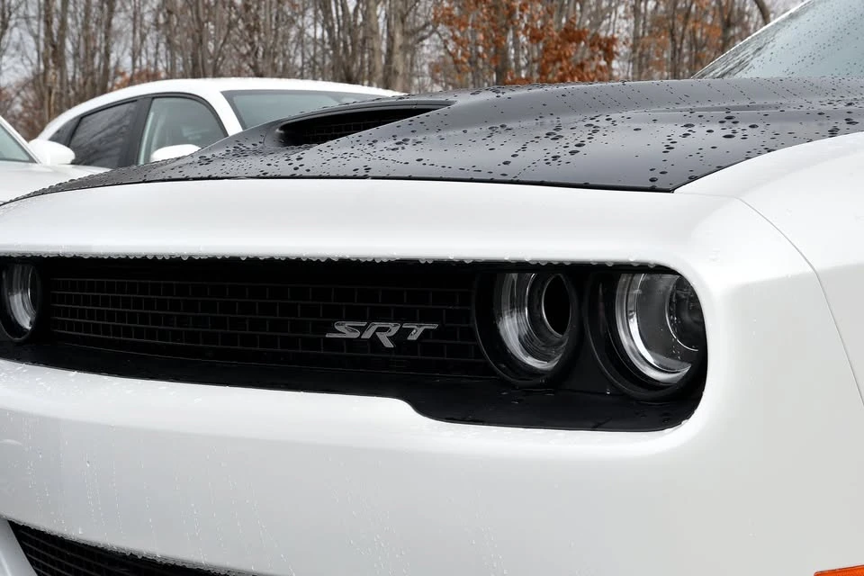 2016 Dodge Challenger SRT Hellcat 3rd Gen - Image 4 of 20