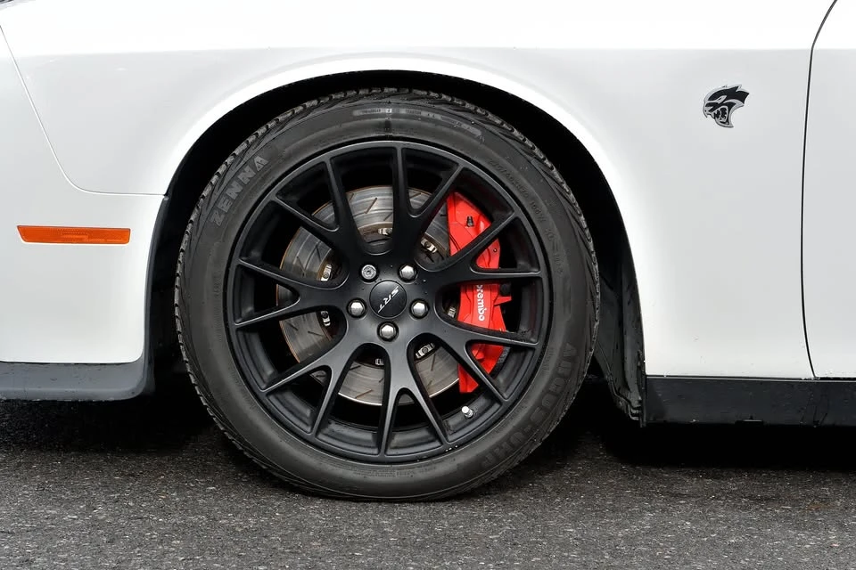 2016 Dodge Challenger SRT Hellcat 3rd Gen - Image 9 of 20