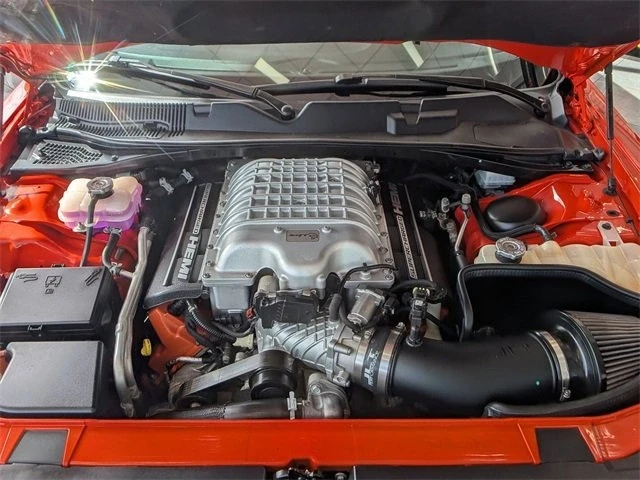2016 Dodge Challenger SRT Hellcat 3rd Gen - Image 8 of 15