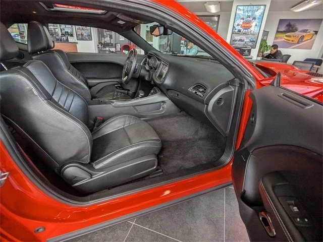 2016 Dodge Challenger SRT Hellcat 3rd Gen - Image 9 of 15