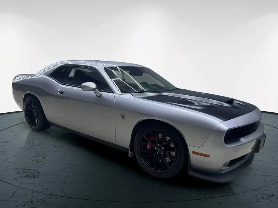 2016 Dodge Challenger SRT Hellcat 3rd Gen - Image 5 of 20