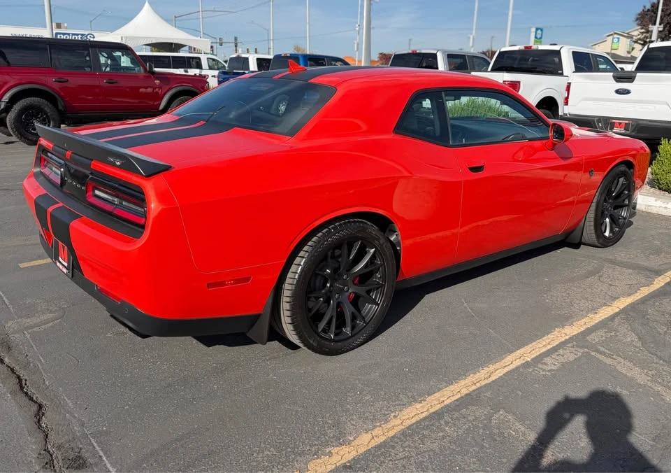 2016 Dodge Challenger SRT Hellcat 3rd Gen - Image 5 of 18