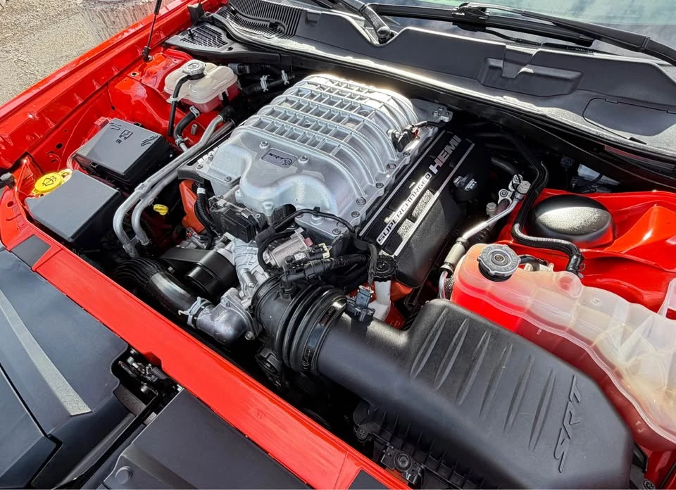 2016 Dodge Challenger SRT Hellcat 3rd Gen - Image 11 of 18