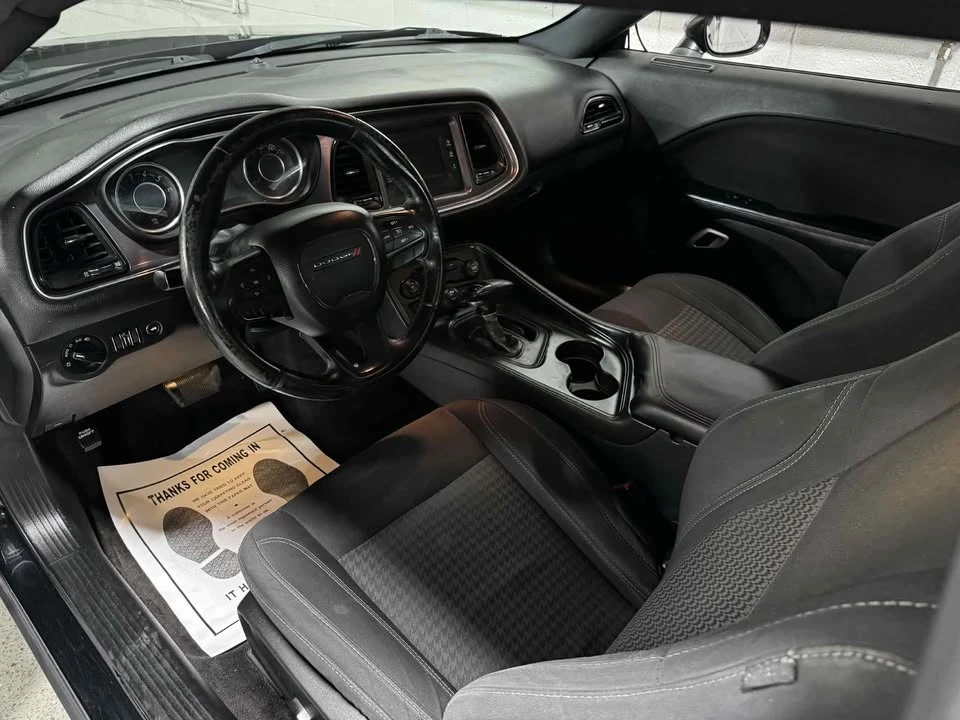 2016 Dodge Challenger 3rd Gen - Image 14 of 17
