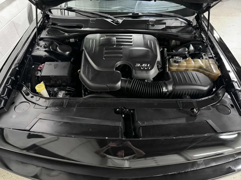 2016 Dodge Challenger 3rd Gen - Image 10 of 17