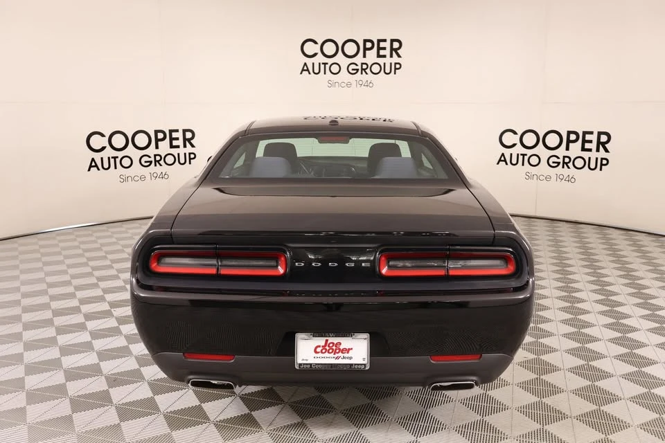2016 Dodge Challenger 3rd Gen - Image 18 of 19