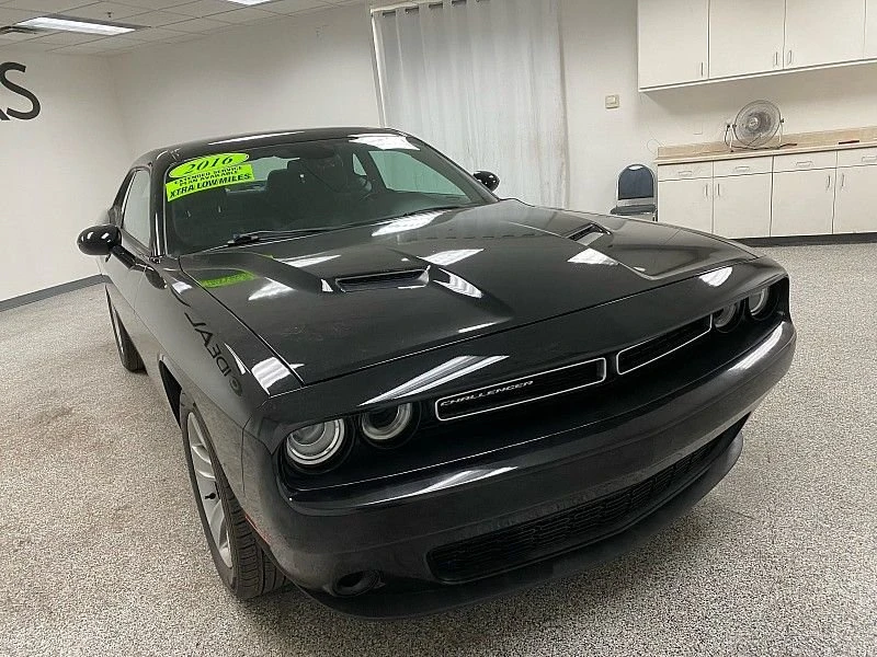 2016 Dodge Challenger 3rd Gen - Image 3 of 20