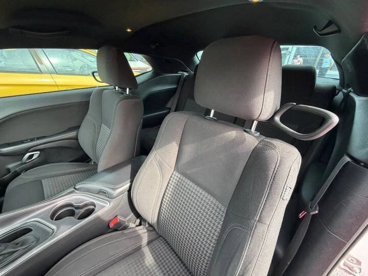 2016 Dodge Challenger 3rd Gen - Image 4 of 8