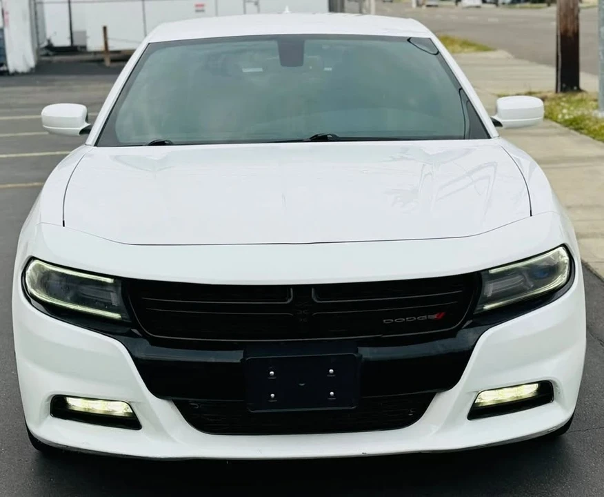 2016 Dodge Charger 7th Gen - Image 5 of 10