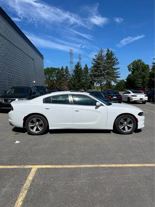 2016 Dodge Charger 7th Gen - Image 4 of 13