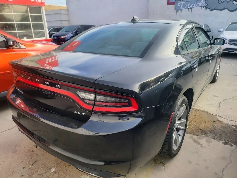2016 Dodge Charger 7th Gen - Image 9 of 17