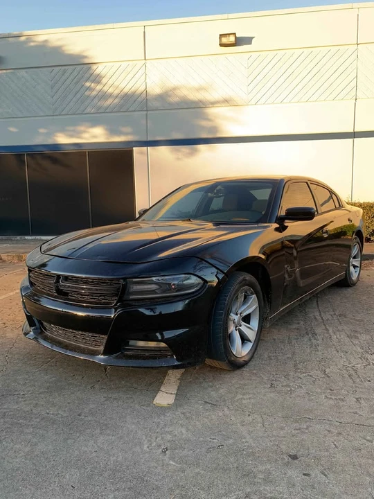 2016 Dodge Charger 7th Gen - Image 3 of 11