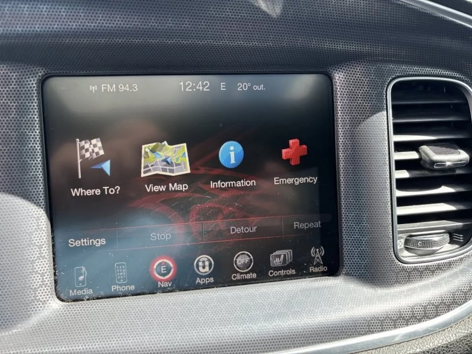 2016 Dodge Charger 7th Gen - Image 14 of 18