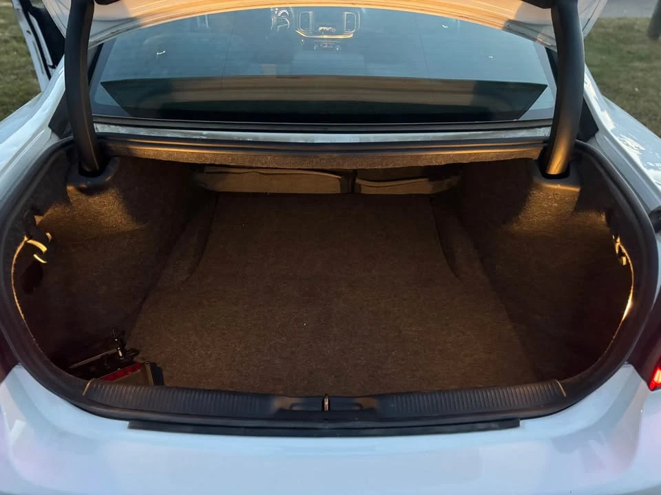 2016 Dodge Charger 7th Gen - Image 8 of 14