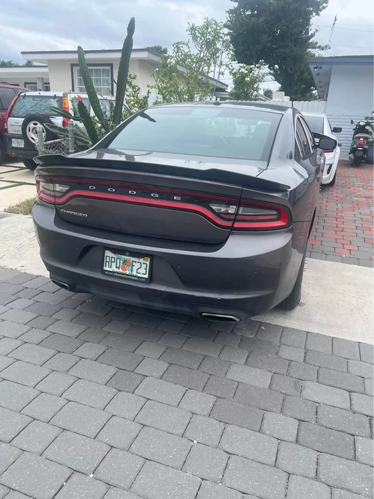 2016 Dodge Charger 7th Gen - Image 2 of 5