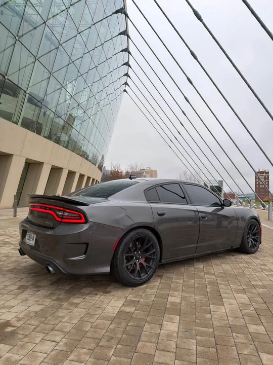 2016 Dodge Charger SRT Hellcat 7th Gen - Image 6 of 18