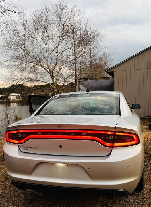 2016 Dodge Charger 7th Gen - Image 2 of 4