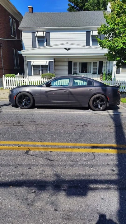 2016 Dodge Charger 7th Gen - Image 2 of 5