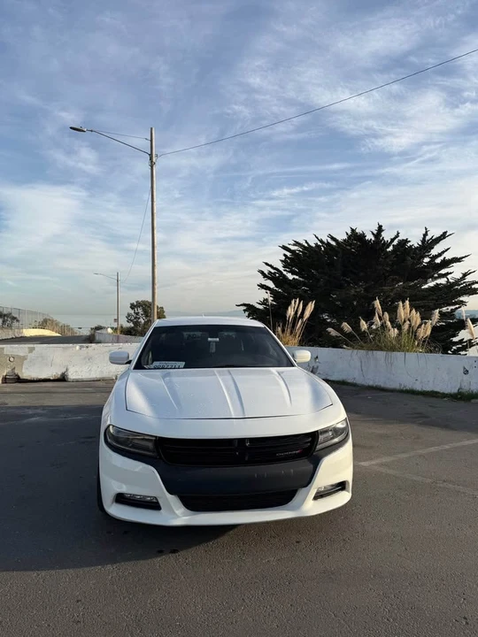 2016 Dodge Charger 7th Gen - Image 3 of 10